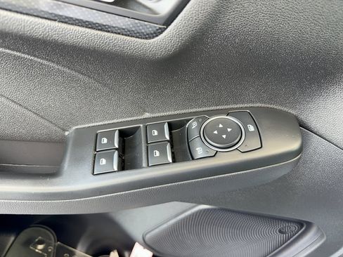Certified 2023 Ford Escape ST-Line w/ Tech Pack #1 AWD/4WD image 9