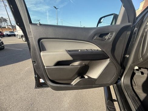 Used 2020 Chevrolet Colorado W/T w/ WT Convenience Package image 17