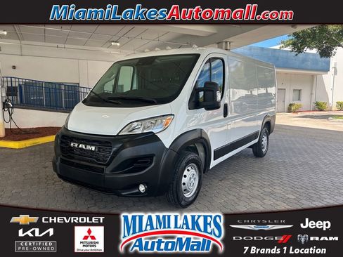 Used 2023 RAM ProMaster 2500 w/ Convenience Group image 1
