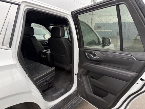 Used 2024 GMC Yukon SLT image 31