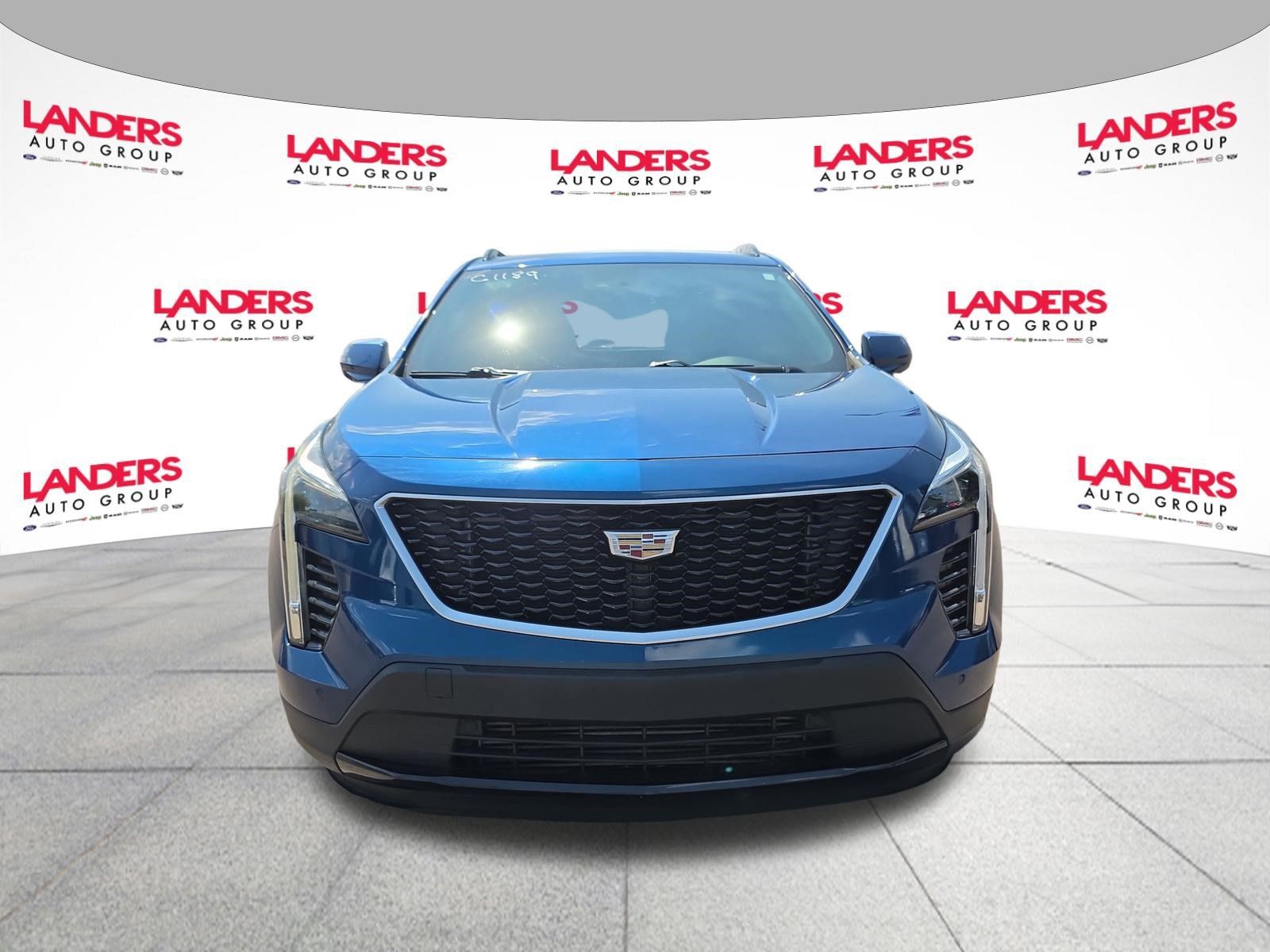 Used 2019 Cadillac XT4 Sport w/ Driver Awareness Package FWD image 8