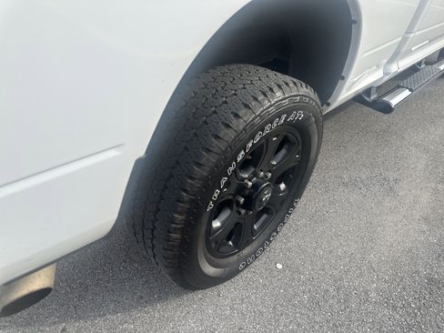 Used 2016 RAM 2500 Tradesman w/ Chrome Appearance Group image 26