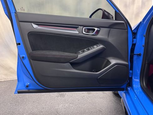 Used 2025 Honda Civic Type R image 12
