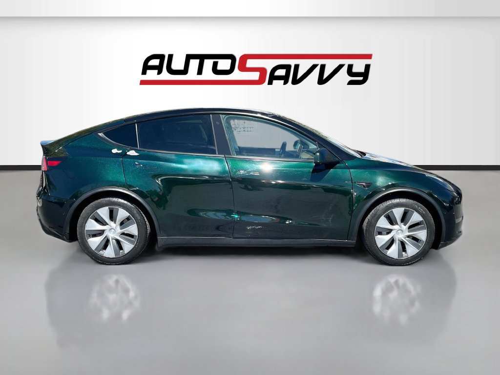 Used 2021 Tesla Model Y 2WD image 8