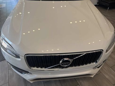 Used 2019 Volvo XC90 T6 Momentum w/ Advanced Package AWD/4WD image 11