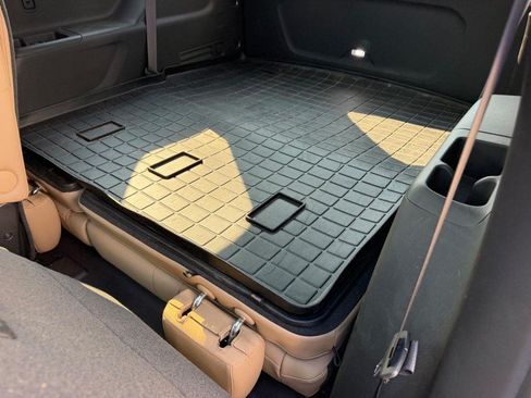 Used 2023 Chevrolet Traverse Premier w/ LPO, Floor Liner Package AWD/4WD image 9
