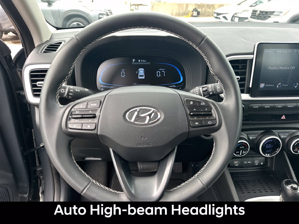 Used 2026 Hyundai Venue SEL FWD image 15