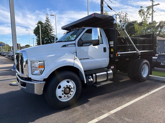 New 2027 Ford F650 2WD Regular Cab Super Duty image 1