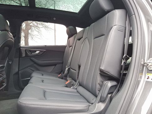 New 2026 Audi Q7 3.0T Premium Plus image 8