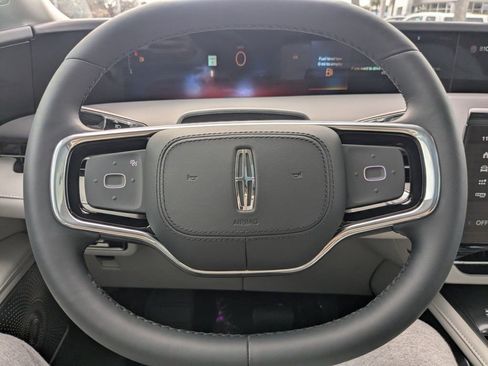 New 2026 Lincoln Nautilus Reserve AWD/4WD image 30