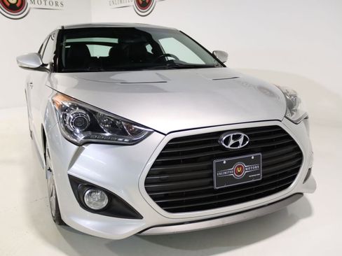 Used 2013 Hyundai Veloster Turbo image 23