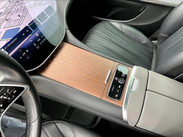 Certified 2023 Mercedes-Benz EQS 580 4MATIC SUV image 14