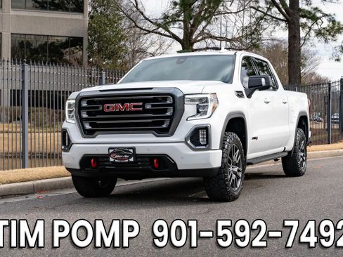 Used 2022 GMC Sierra 1500 AT4 w/ AT4 Premium Package image 2
