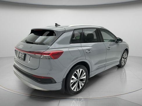 Used 2023 Audi Q4 e-tron Premium Plus w/ Premium Plus RWD image 5