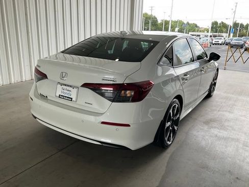 Certified 2025 Honda Civic Sport Touring image 22