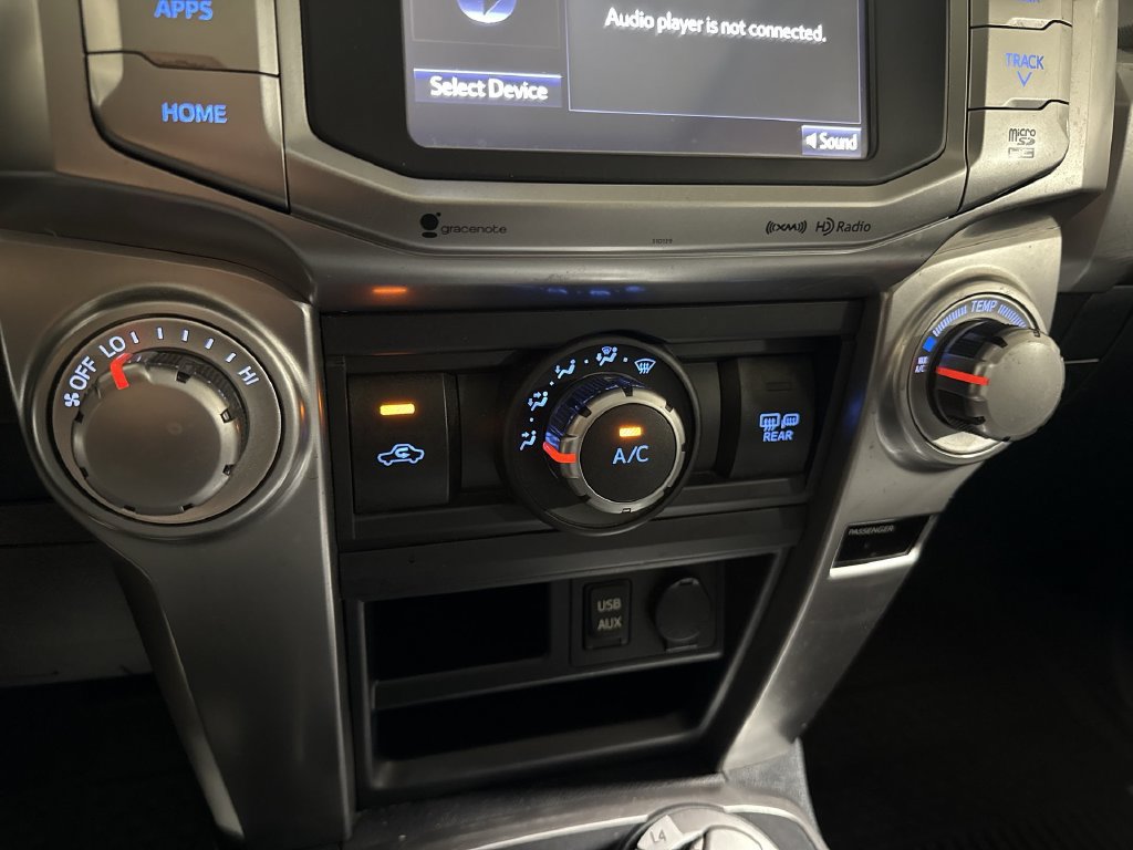Used 2018 Toyota 4Runner SR5 Premium AWD/4WD image 17