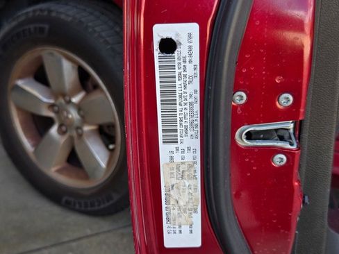 Used 2014 RAM 1500 Big Horn RWD image 21