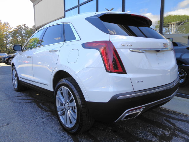Used 2025 Cadillac XT5 Premium Luxury w/ LPO, Floor Liner Package AWD/4WD image 8