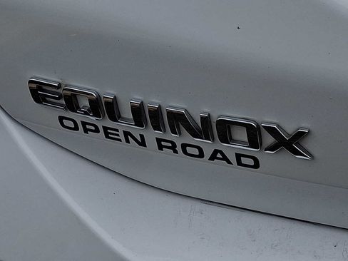 Used 2021 Chevrolet Equinox LT image 30