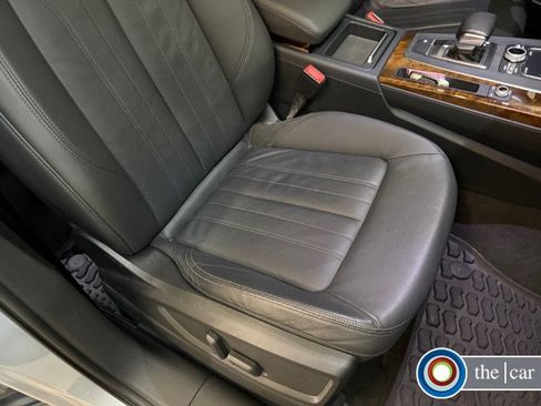Used 2018 Audi Q5 2.0T Premium Plus w/ Premium Plus Package AWD/4WD image 15