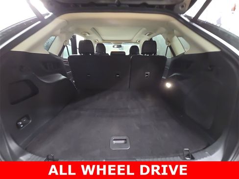 Used 2019 Ford Edge Titanium w/ Cold Weather Package image 13