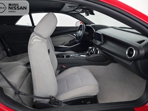 Used 2020 Chevrolet Camaro LT RWD image 11