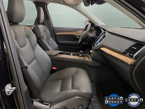 Used 2025 Volvo XC90 B6 Plus image 20