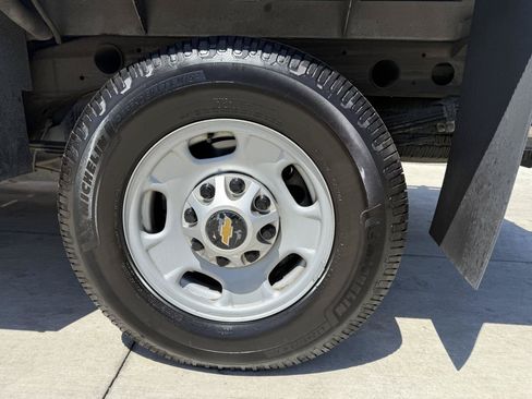 Used 2016 Chevrolet Silverado 2500 W/T RWD image 15