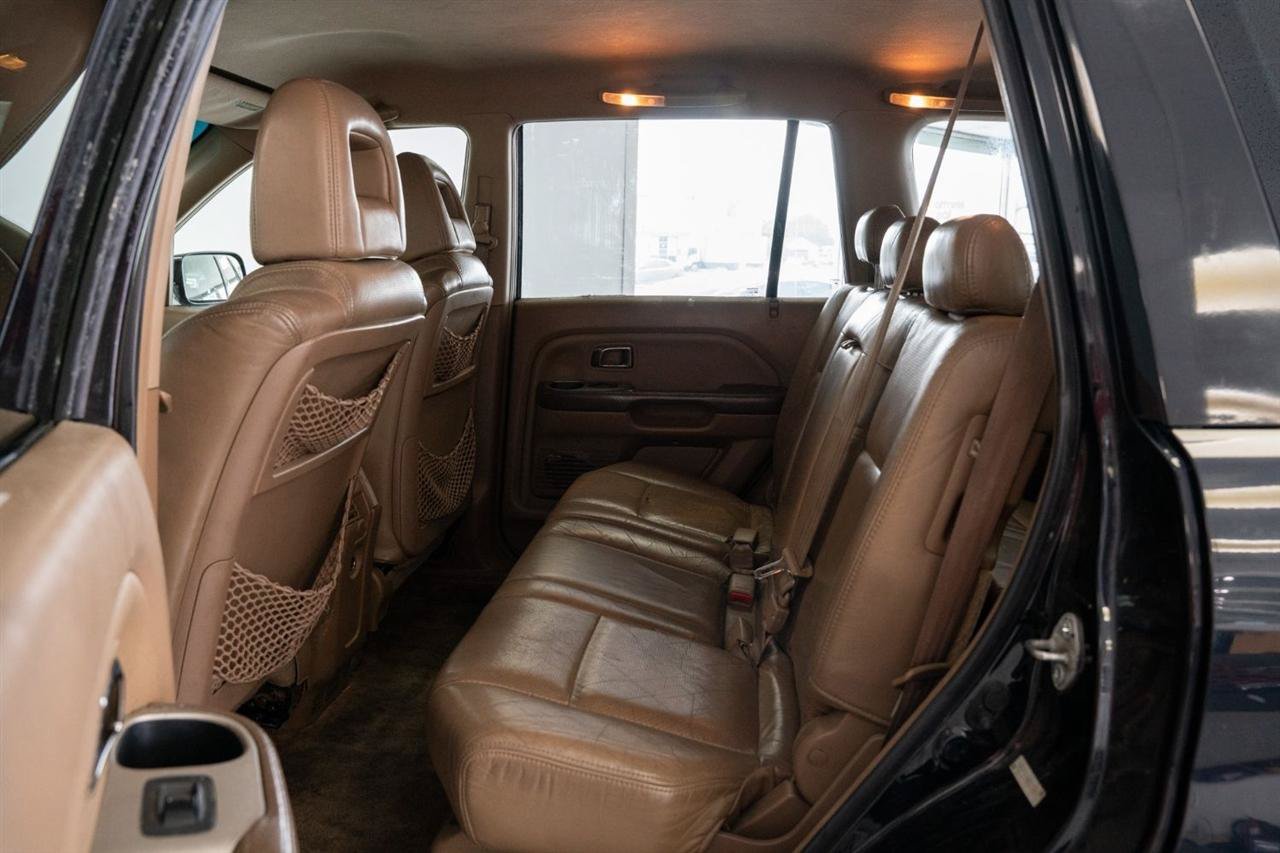 Used 2004 Honda Pilot EX image 17