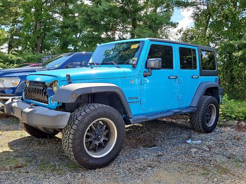 Used 2017 Jeep Wrangler Unlimited Sport w/ Quick Order Package 24S AWD/4WD image 3