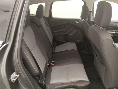 Used 2019 Ford Escape SE FWD image 19