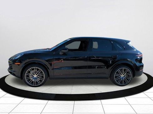 Used 2020 Porsche Cayenne S image 6