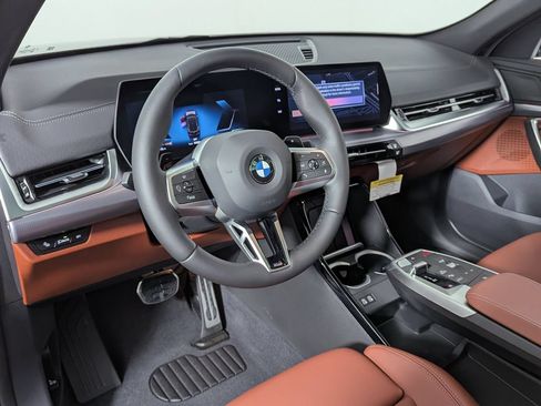 New 2026 BMW X2 xDrive28i w/ M Sport Package AWD/4WD image 11