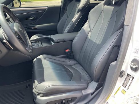 Used 2023 Lexus ES 350 F Sport w/ Accessory Package (Z2) FWD image 26