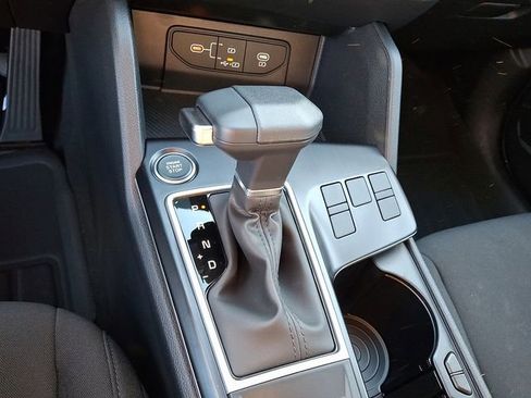 New 2026 Kia Sportage LX FWD image 12