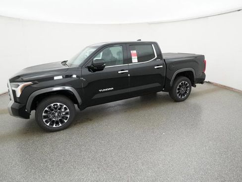 New 2026 Toyota Tundra Limited AWD/4WD image 5