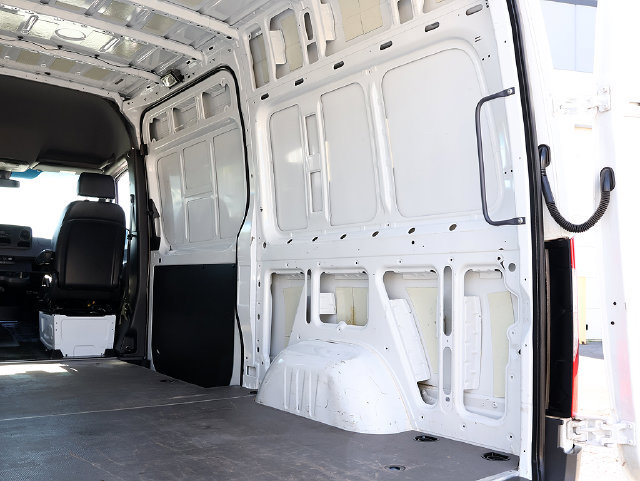 Used 2025 Mercedes-Benz Sprinter 2500 image 21