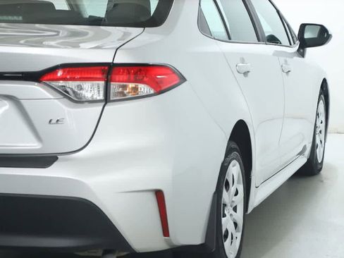 Used 2023 Toyota Corolla LE w/ Carpet Mat Package (TMS) FWD image 43