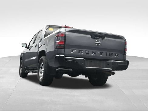 Used 2022 Nissan Frontier S w/ Technology Package RWD image 13