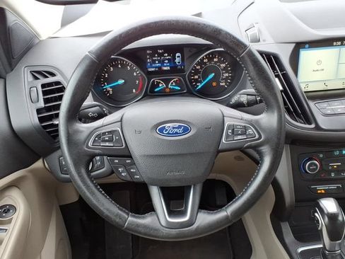 Used 2019 Ford Escape SEL AWD/4WD image 11