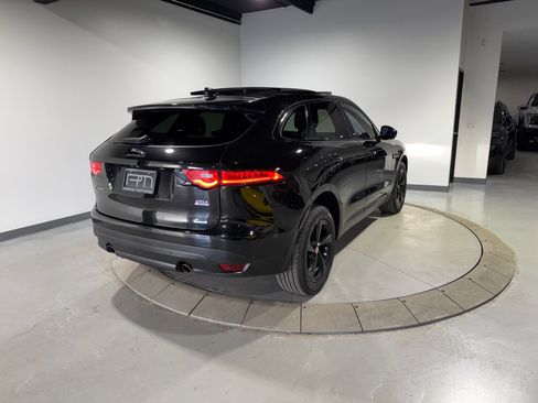 Used 2020 Jaguar F-PACE Prestige image 15