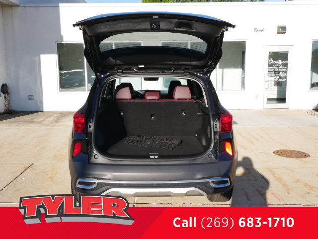 Used 2023 Kia Seltos SX AWD/4WD image 14