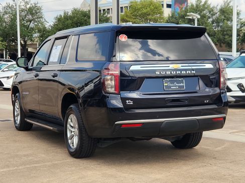 Used 2024 Chevrolet Suburban LT AWD/4WD image 8