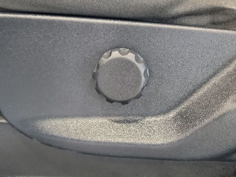 Certified 2021 Ford F150 XLT RWD image 15