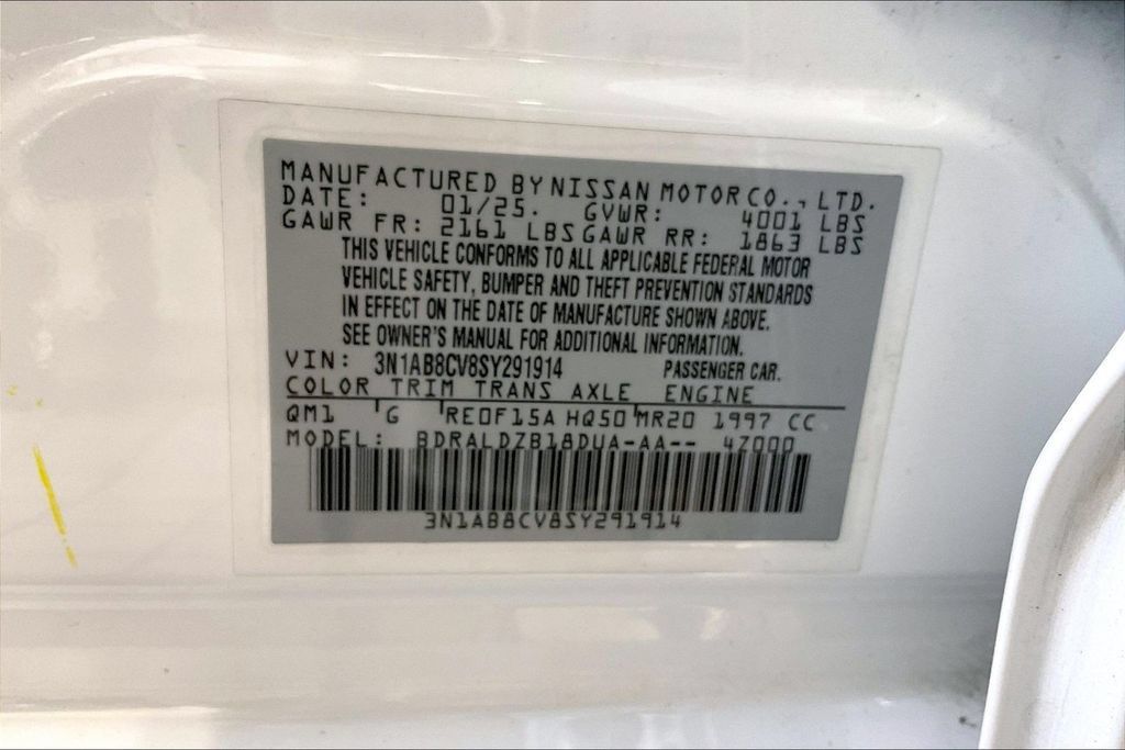 Used 2025 Nissan Sentra SV FWD image 35