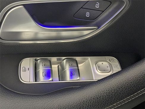 Used 2023 Mercedes-Benz GLE 450 4MATIC image 12