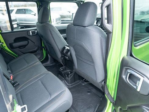 Used 2025 Jeep Wrangler Unlimited Sport image 35