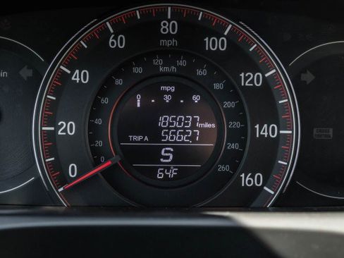 Used 2016 Honda Accord Sport image 30