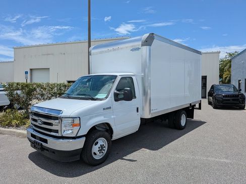 New 2026 Ford E-350 and Econoline 350 Super Duty w/ Power Equipment Group RWD image 4