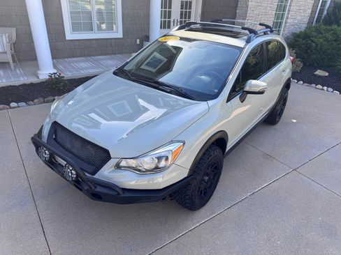 Used 2017 Subaru Crosstrek 2.0i Limited AWD/4WD image 32